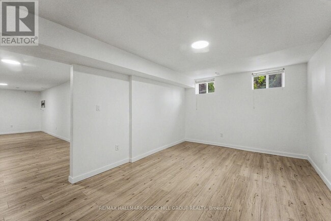 Building Photo - 332 Harvie Rd