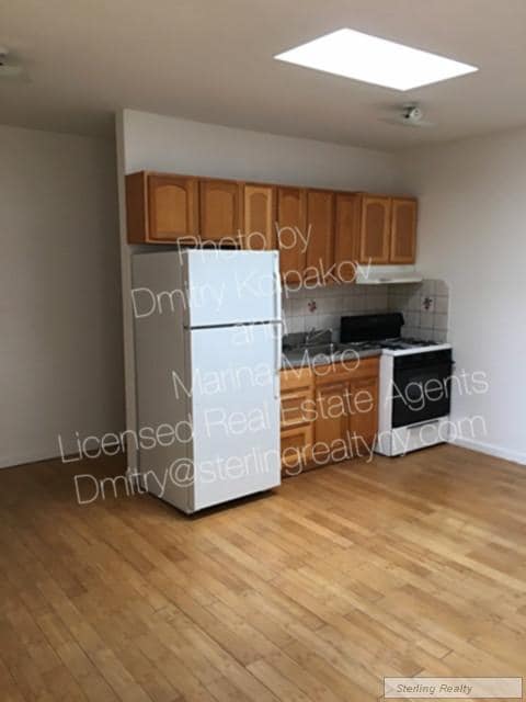 Building Photo - 4005 23rd Ave