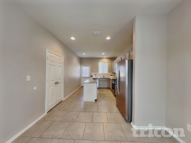 Building Photo - 14003 Elounda