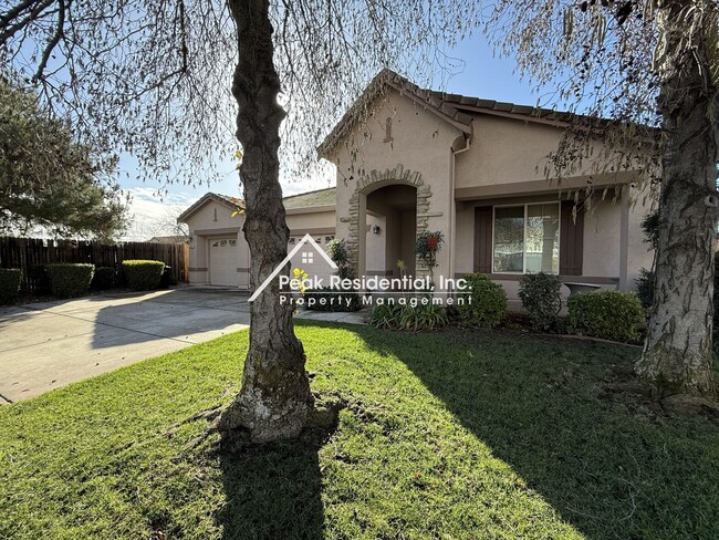 Foto del edificio - Spacious 4bd/2ba Elk Grove Home with 3-Car...