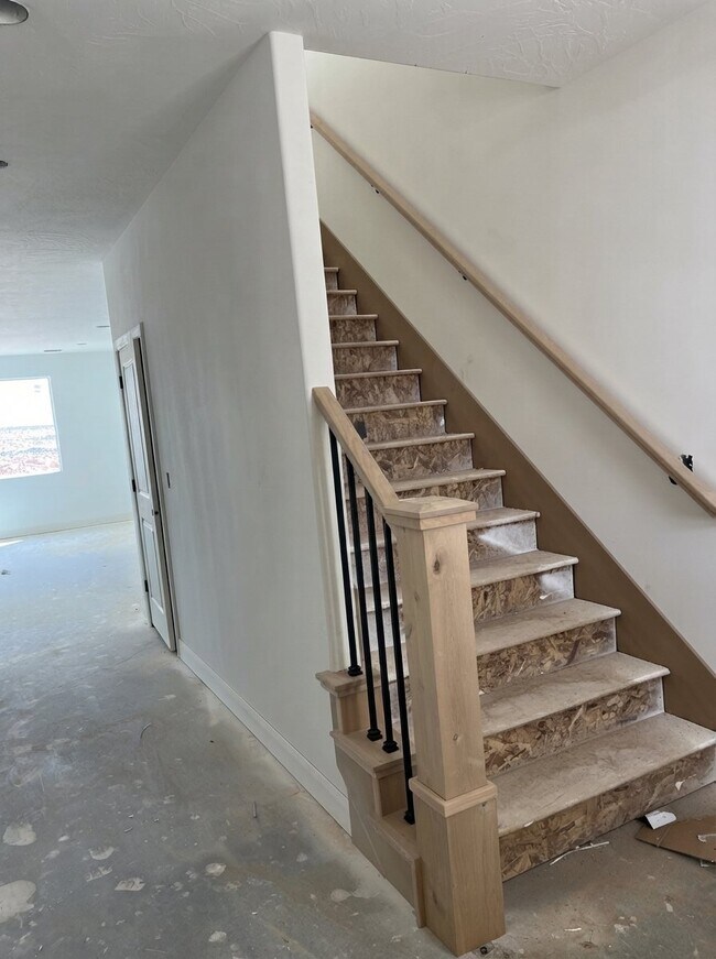Building Photo - 2823 W 310 N