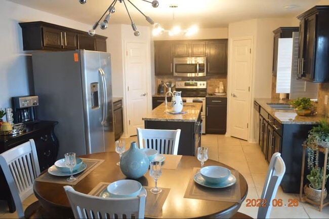 Kitchen - 12 Fircrest Ln