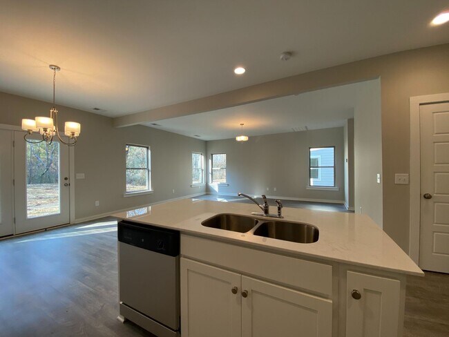 Foto del edificio - Home for Rent in Pinson, AL!!!! Available to View!