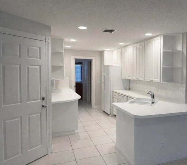 Photo - 3200 W Community Dr House