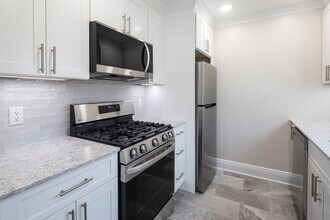 Interior Photo - Leonia Manor: In-Unit Washer & Dryer, Heat, Hot & Cold Water Included, Cat & Dog Friendly, and Wa...