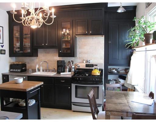 Foto del edificio - 165 Putnam Ave