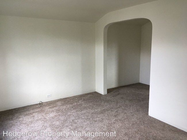 Building Photo - 1066 Terrace Dr