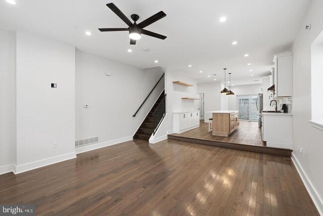 Building Photo - 2106 Manton St