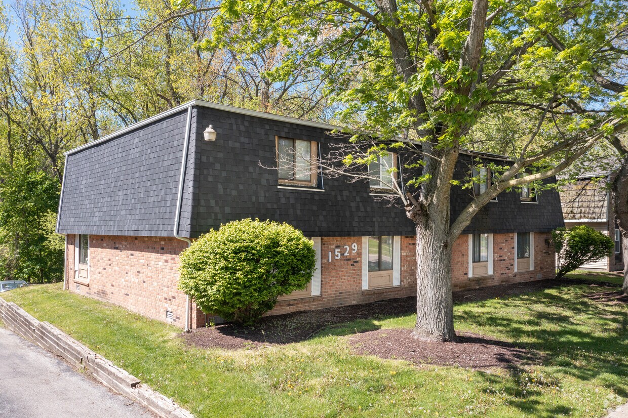 1510 Brooke Park Drive Exterior - 1510 Brooke Park Dr