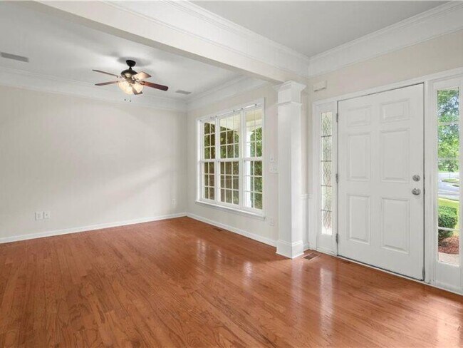 Building Photo - 2080 Vistoria Dr