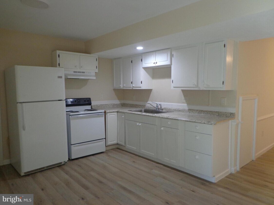 Foto principal - 47307 Willow Wood Dr