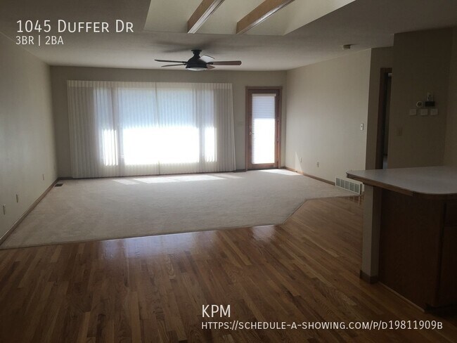 Foto del edificio - * PENDING APPLICATION * 3 BEDROOM | 2 BATH...