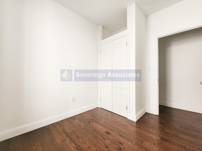 Foto del edificio - 186 Claremont Ave