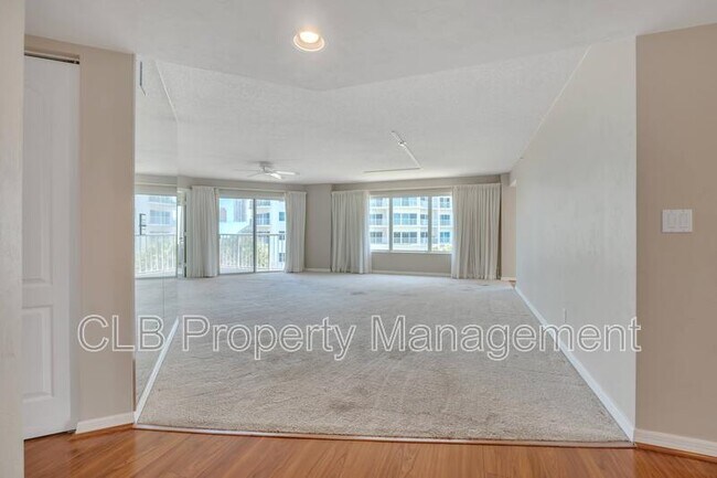 Foto del edificio - 3 Oceans West Blvd