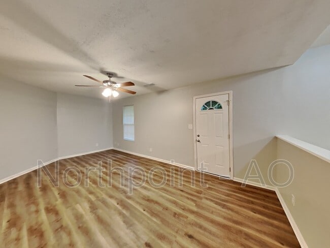 Building Photo - 740 Kilkenny Cir