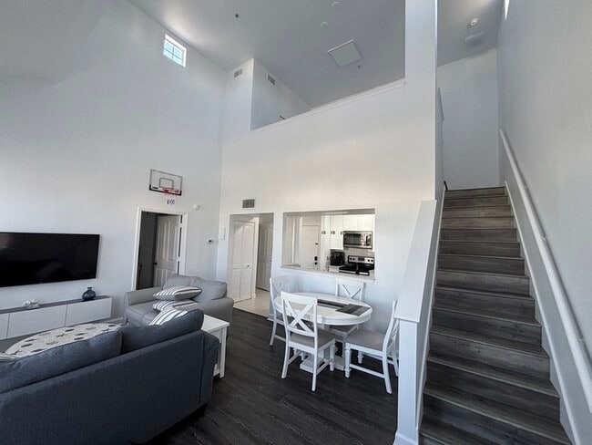 Foto del edificio - 770 Siena Palm Dr