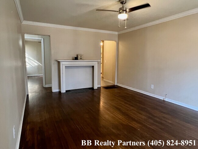 Foto del edificio - 312 S Florence Ave