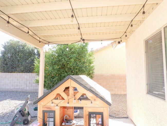 Foto del edificio - 4 Bedroom 2 Bath Home