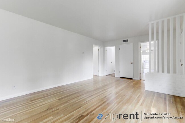 Building Photo - 3 br, 2 bath House - 9033 Fashion Drive, S...