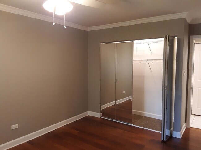Foto del edificio - 5117 Blodgett Ave