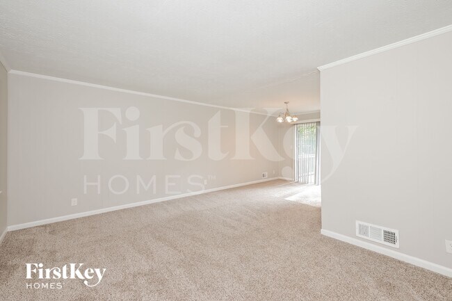 Building Photo - 939 Ray Dr