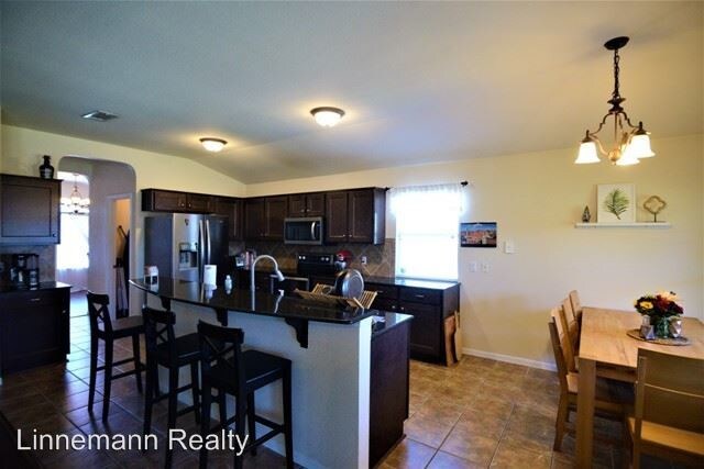 Building Photo - 3 br, 2 bath House - 603 Cattail Circle