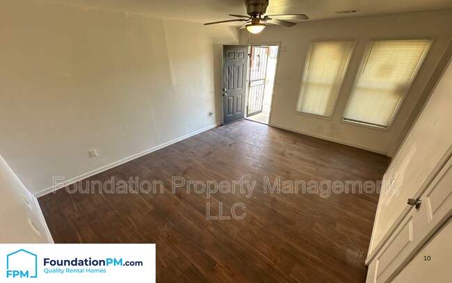 Foto del edificio - 1663 Humber St