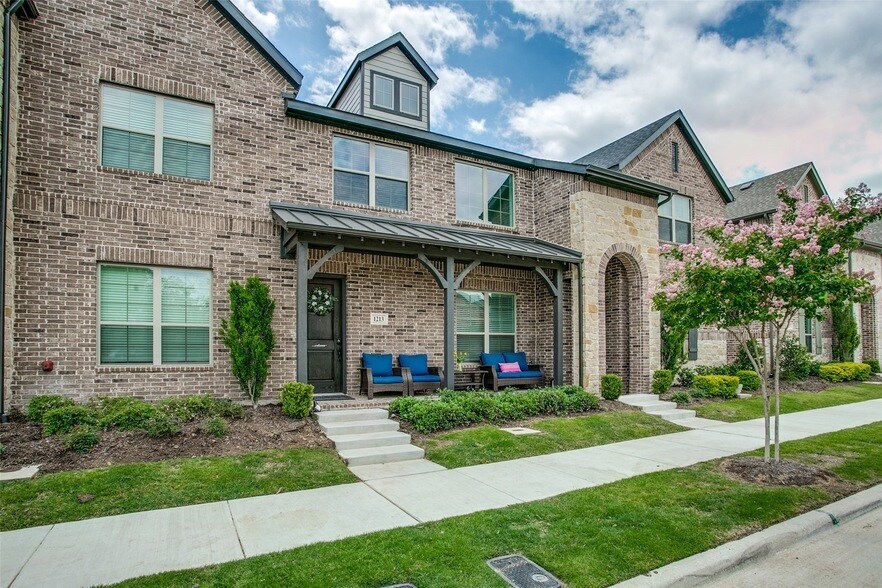 Foto principal - 1213 Casselberry Dr