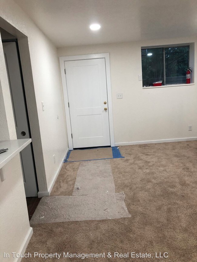 Building Photo - 2 br, 1 bath Apartment - 1452 Ivy Street