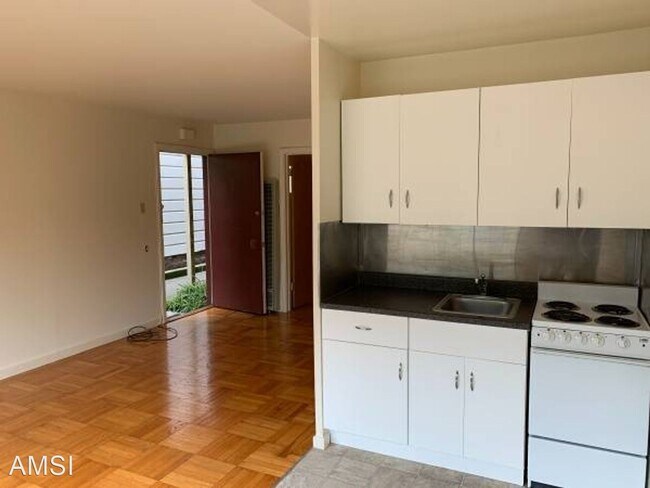 Building Photo - 1 br, 1 bath House - 1538 12th Avenue #2