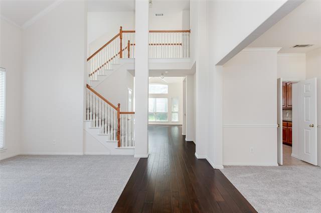 Foto del edificio - 915 Falcon Trail