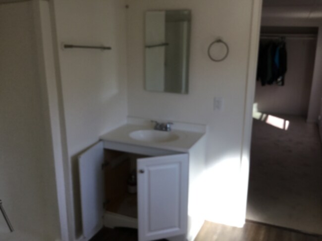 Building Photo - 5625 Sandmound Blvd