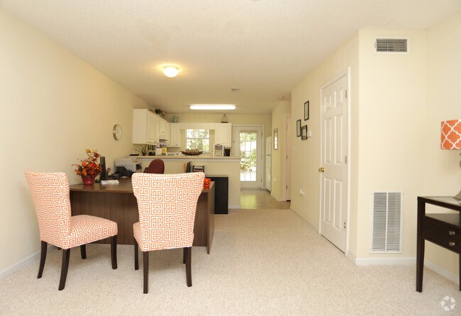 3HAB, 2.5BA - 1,560 FT² - Overby Park Townhomes