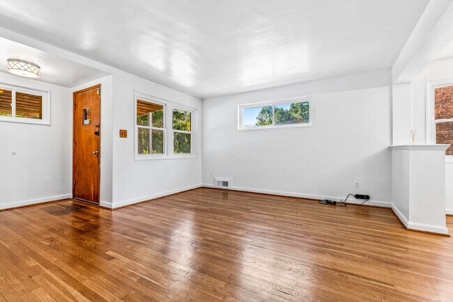 Living Room - 1016 Galloway St NE