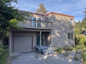 Building Photo - 306 Sims Rd