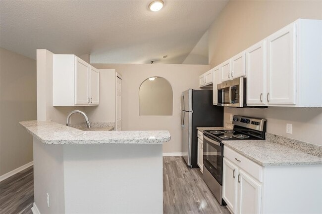Building Photo - 2077 Whispering Trails Blvd