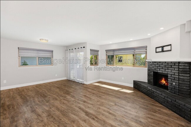 Building Photo - 4055 Falcon St