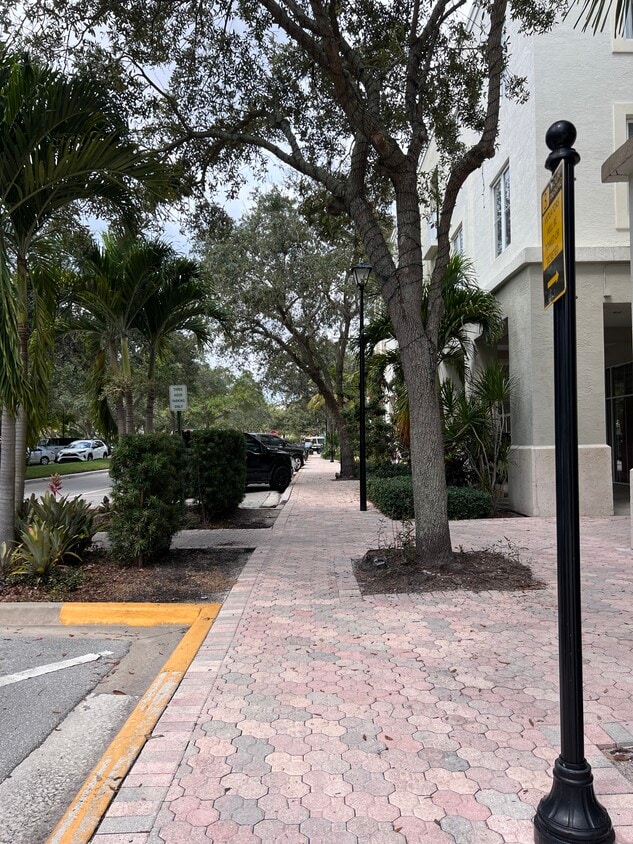 1209 Main St Unit 208, Jupiter, FL 33458 Condo for Rent in Jupiter