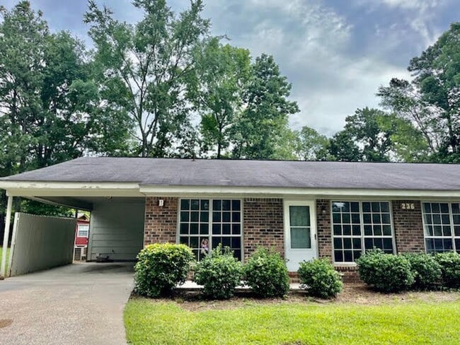 Building Photo - 236 B Huffaker Road
