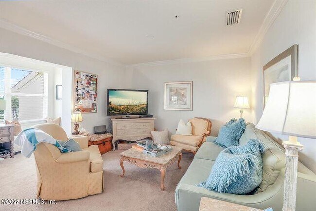Building Photo - 204 Laguna Villa Blvd