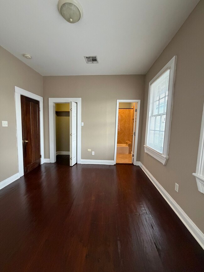 Dormitorio 2 con baño - 1910 Esplanade Ave