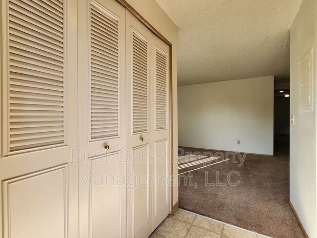 Foto del edificio - 4824 SW Murray Blvd