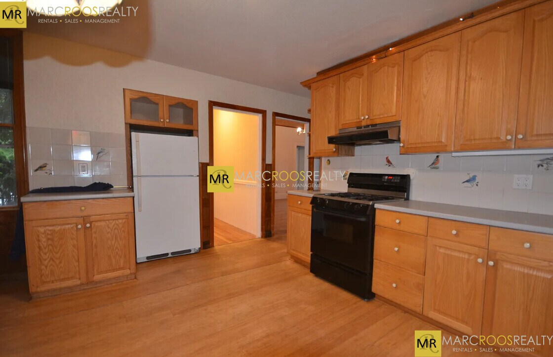 Primary Photo - 234 Cypress St