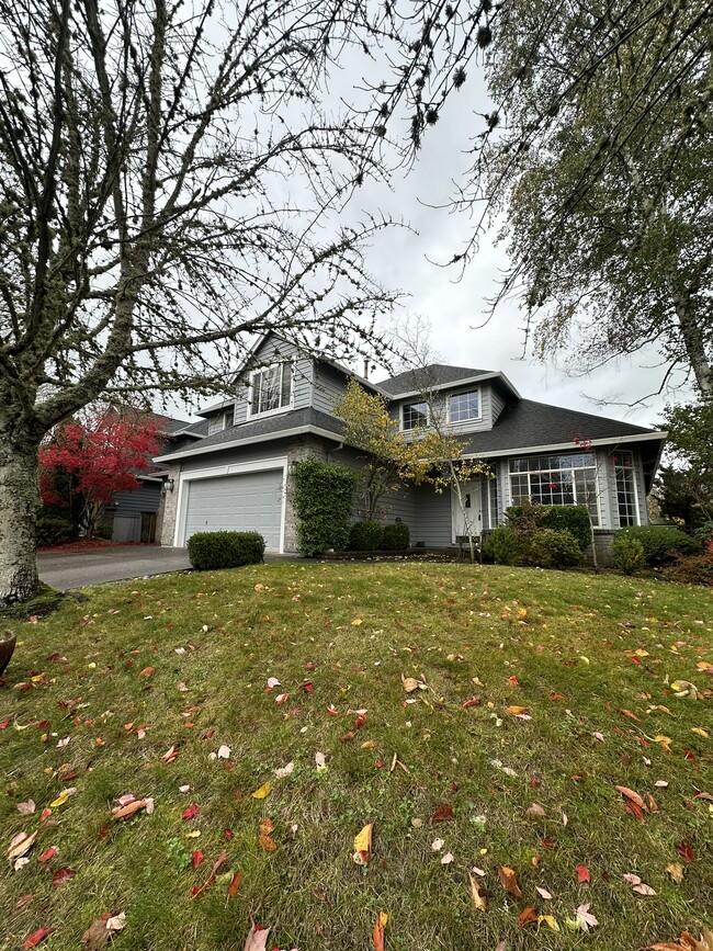 Building Photo - 17855 SW Mandel Ln