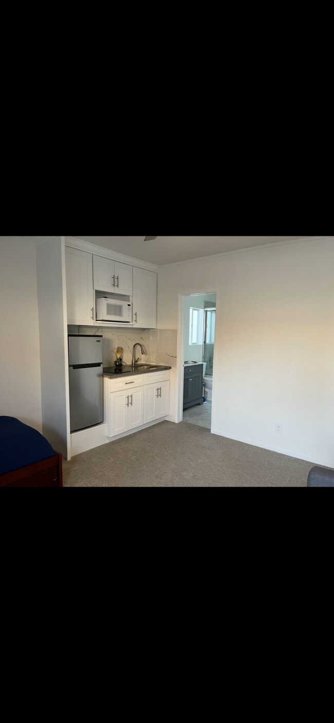Foto del edificio - 11738 Darlington Ave