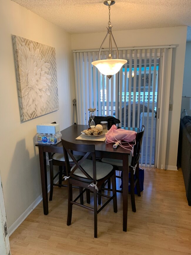 Photo - 606 S Albany Ave Apartment