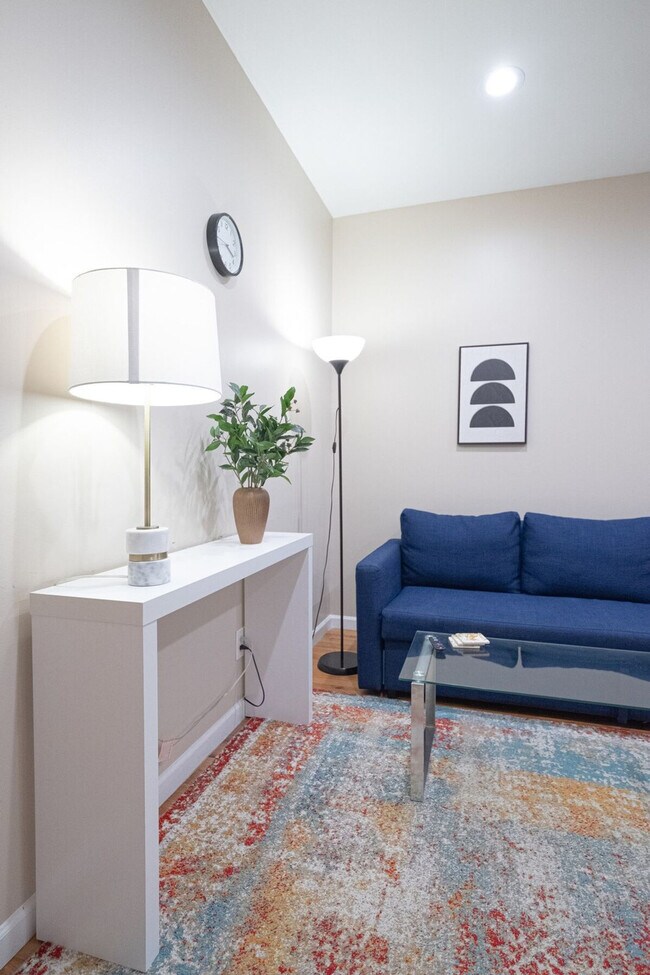 Foto del edificio - 230 W 113th St