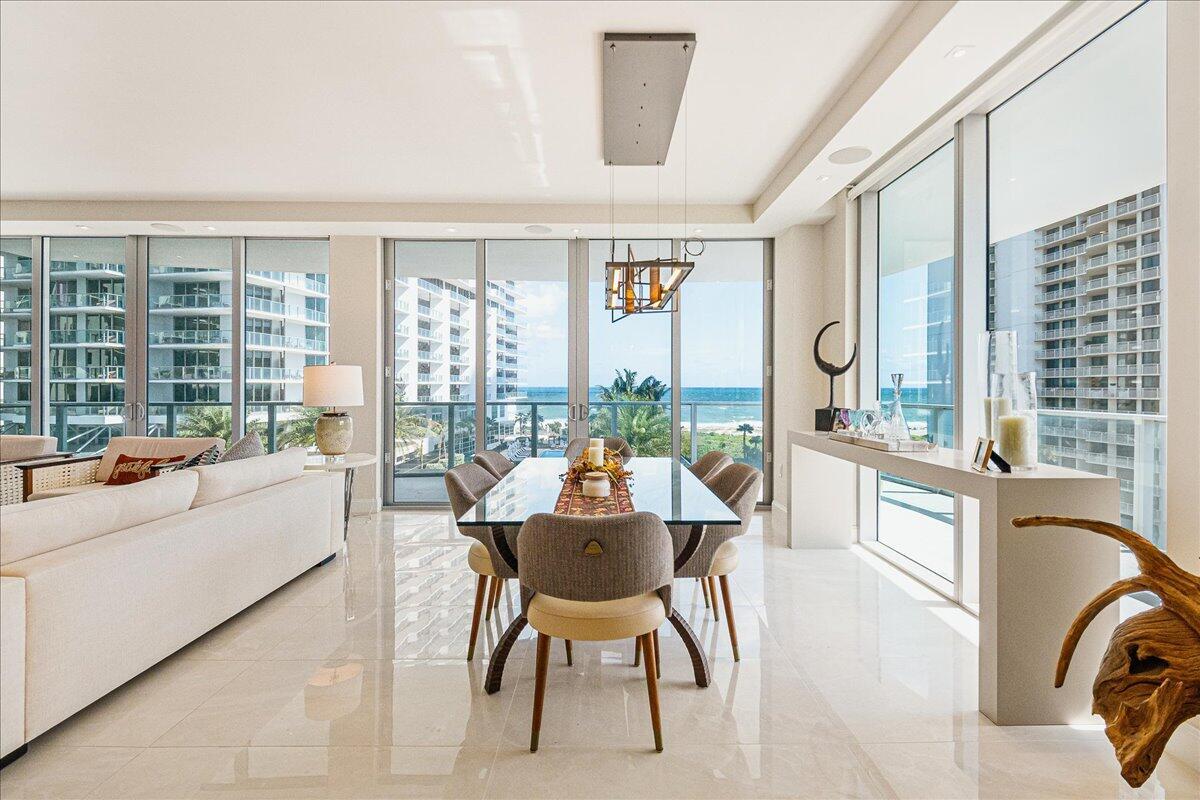 Foto principal - 3100 N Ocean Dr