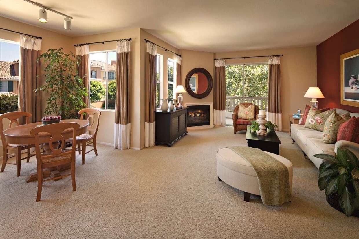 100 Santa Louisa Unit 08221, Irvine, CA 92606 Room for Rent in