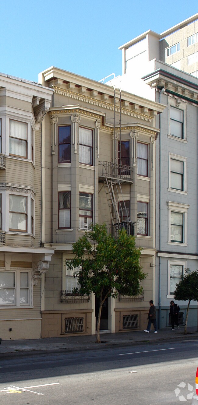 Building Photo - 985 Pine St